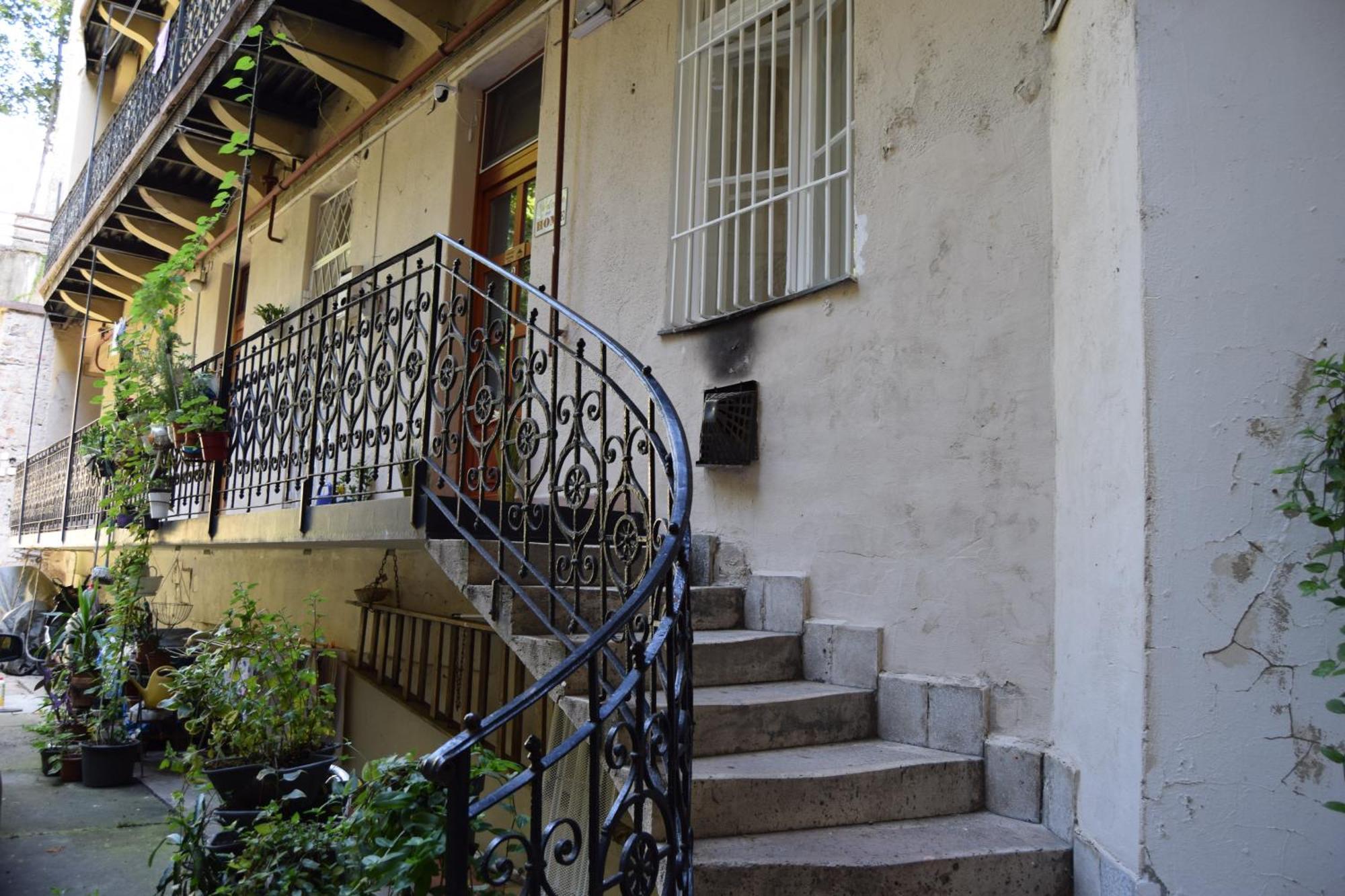 Castlehill Apartman The Perfect Blend Of Urban Living And Sightseeing Convenience Budapest Exterior photo